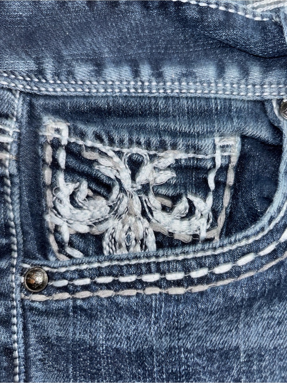 Maurices Premium Denim Bootcut Jeans Juniors Size 15/16 Embroidered Stitching - Picture 9 of 16
